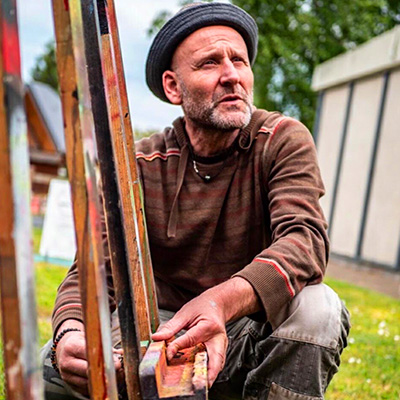 David-Samuzeau Street artiste orléanais mêlant abstraction et pop culture, présent au Roads Urban Festival le 31 mai 2025 David-Samuzeau Street artiste orléanais mêlant abstraction et pop culture, présent au Roads Urban Festival le 31 mai 2025